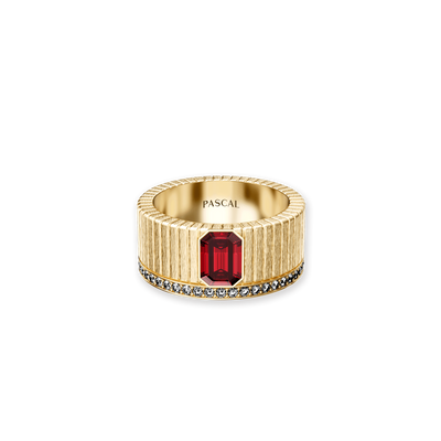 #color_18k-yellow-gold-vermeil-white-diamond-red-gemstone