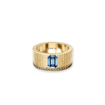 #color_18k-yellow-gold-vermeil-white-diamond-blue-gemstone