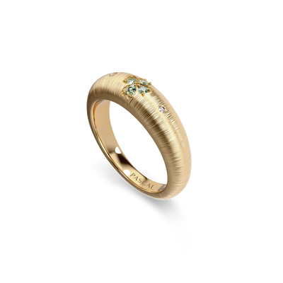 Anillo cúpula 'Trébol de la suerte', pavé de diamantes verdes