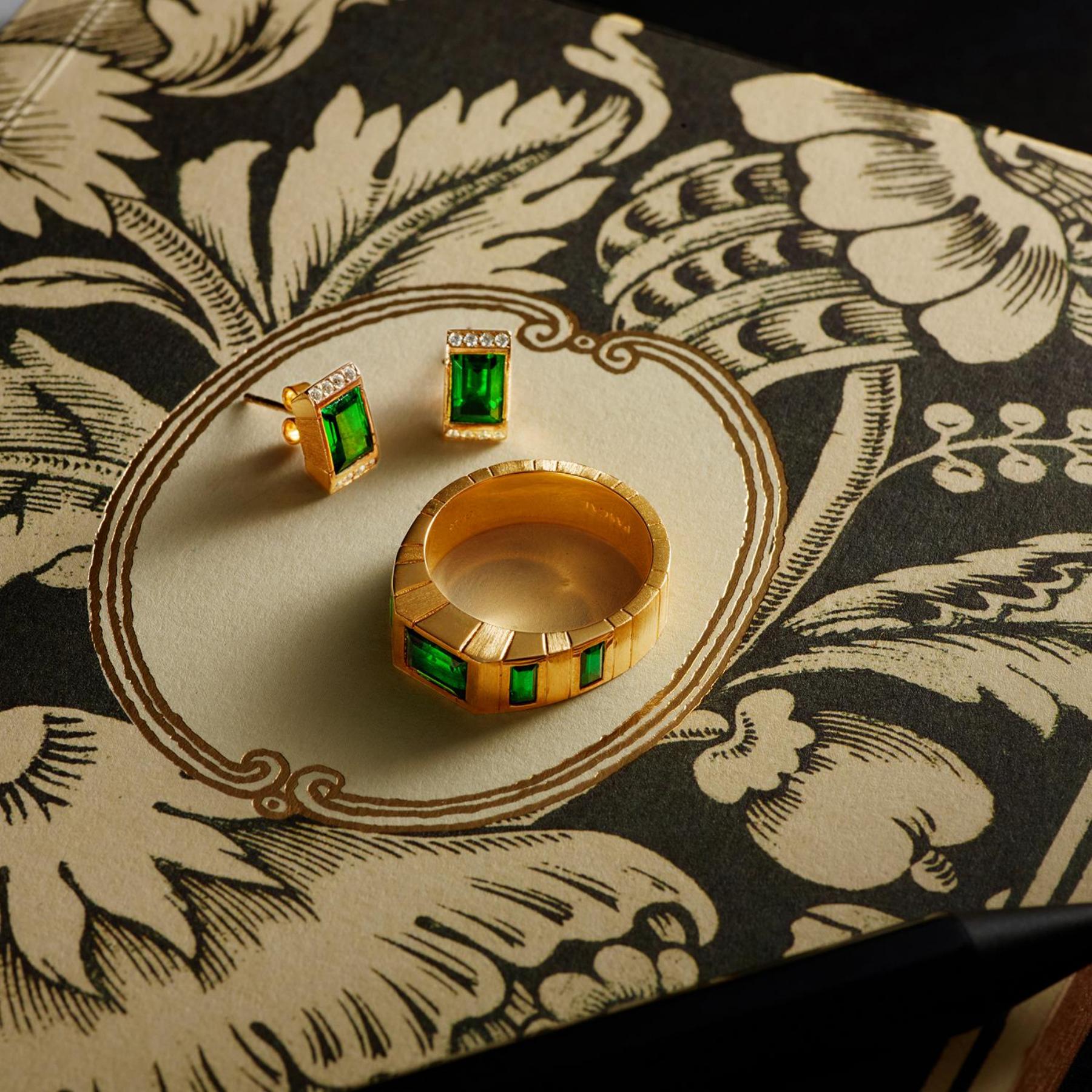 'Parthènope' Collection#https://pascaldesign.com/collections/parthenope-collection