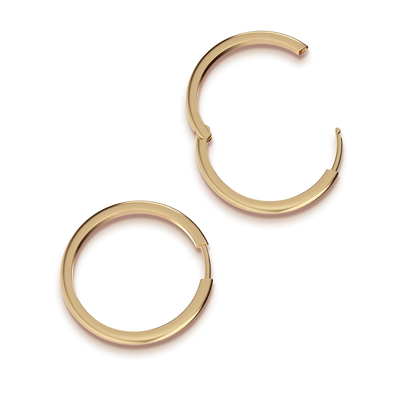 Orecchini a cerchio grandi e sottili