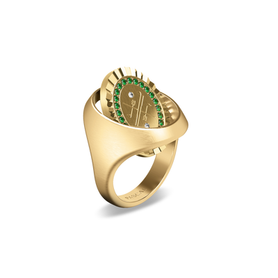 'Victory Emblem' Golf Diamond Signet Ring